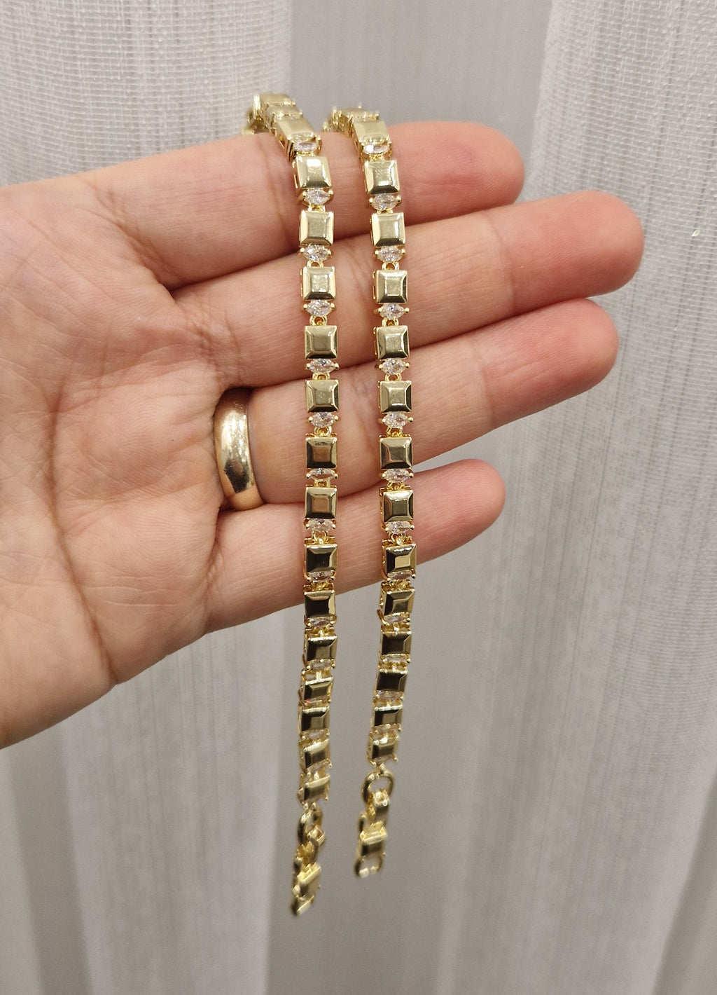 Gold Square Tennis Armband- 14K vergoldet